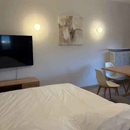 Vivic Attic Monforte * Monforte dʼAlba